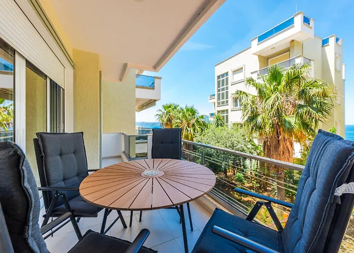 Apartment Luxury Seaview By Pikhost